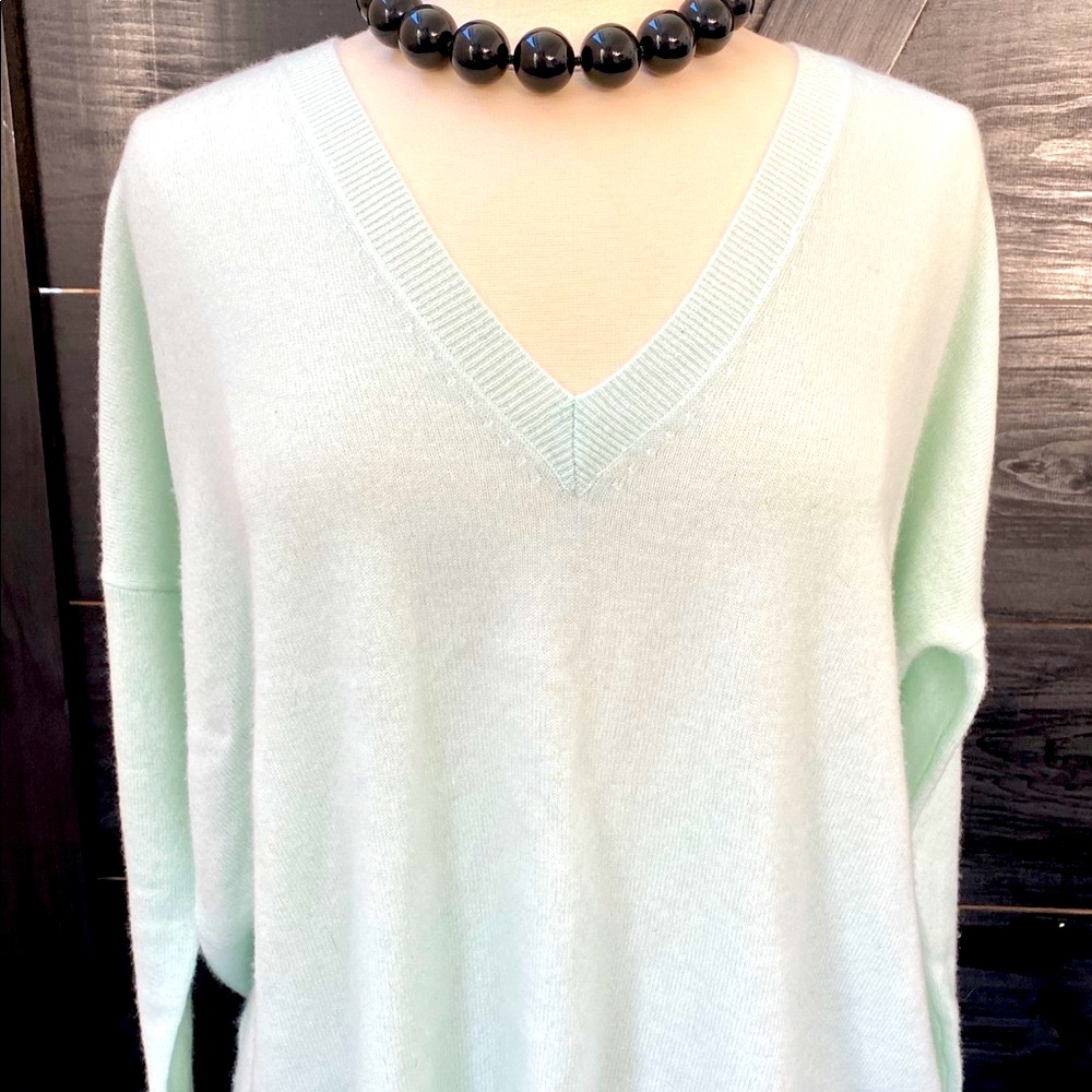 J. Crew cashmere boyfriend Vneck sweater